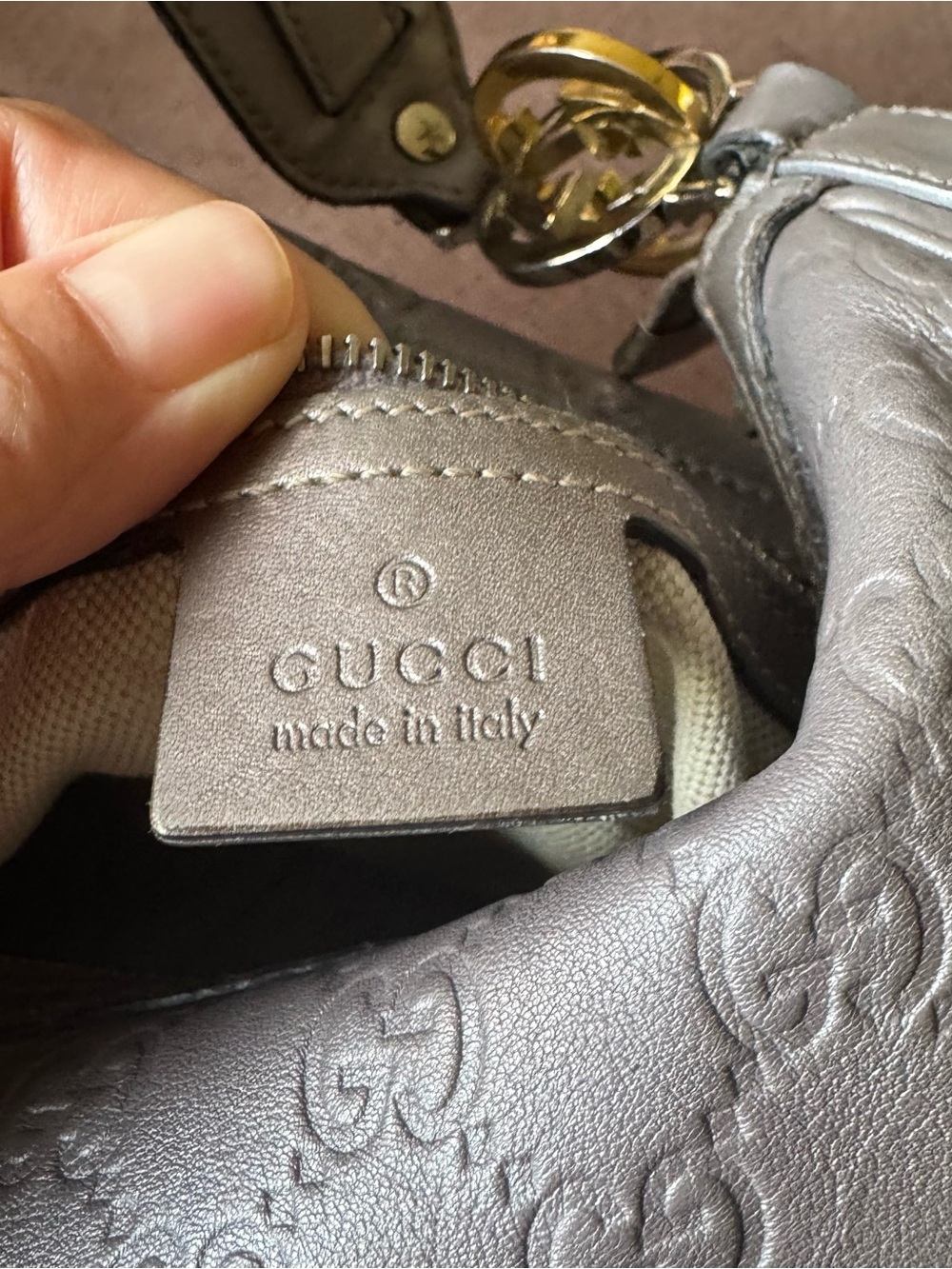 Gucci Silver Metallic GG Embossed Hobo Bag with Gold Hardware - Picture 3 of 5